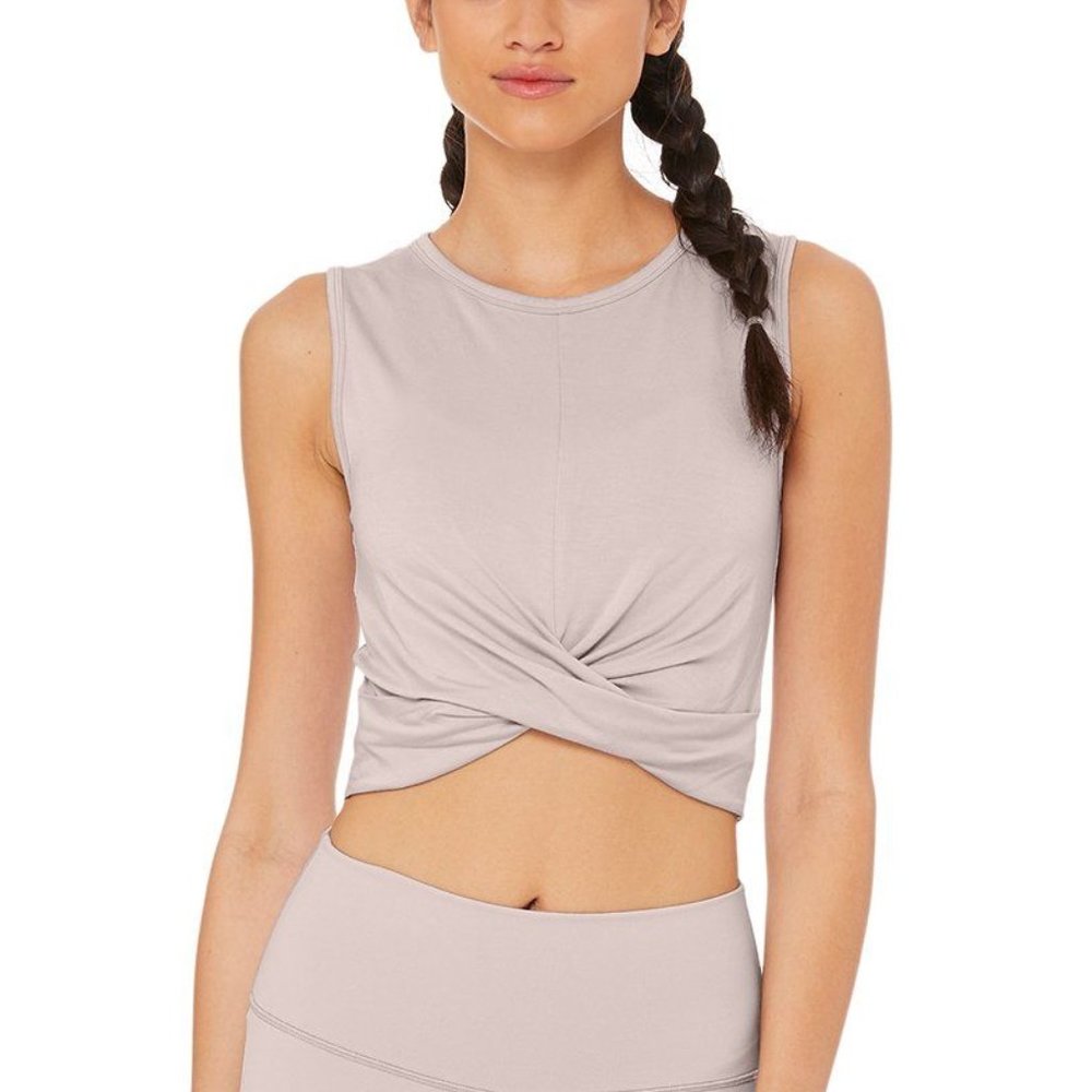 NWOT Cover Tank in Lavender Cloud by Alo Yoga